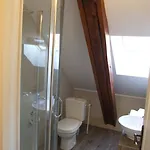 ゲストハウス Blue House